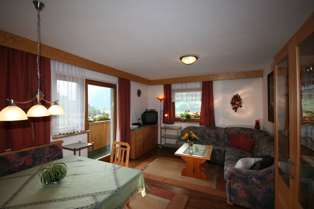 Ferienhaus Sonnenhang Matrei in Osttirol Exterior photo